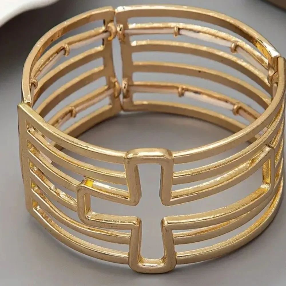 Cross stretch bracelet - Picture 6 of 12
